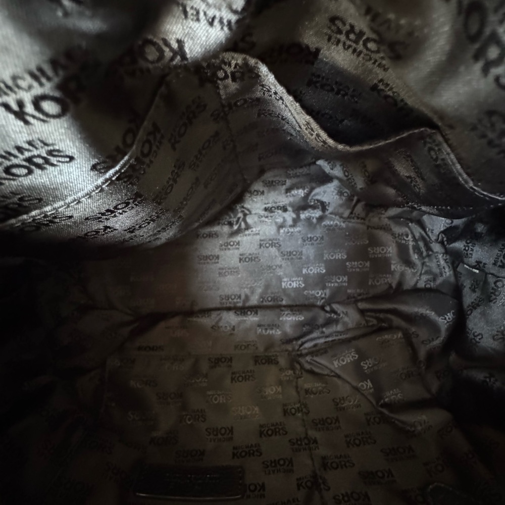 Michael Kors Fulton Drawstring Pebbled Handbag - Picture 10 of 14